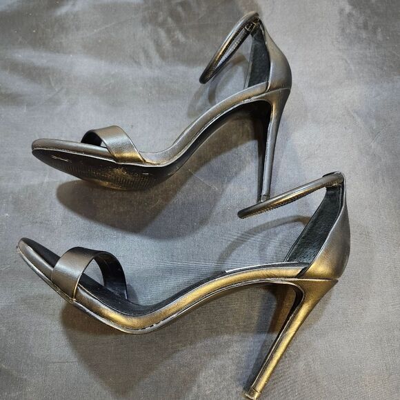 STEVE MADDEN ALMOND TOE ANKLE STRAP SANDAL - Picture 8 of 15